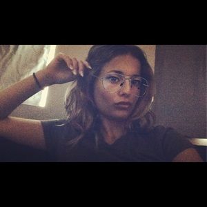 Meet your Posher, Breanna